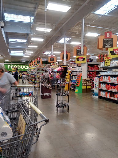 Grocery Store «Food 4 Less», reviews and photos, 4400 Slauson Ave, Maywood, CA 90270, USA