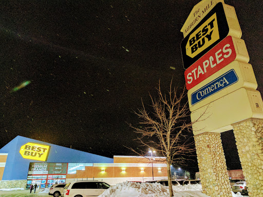 Office Supply Store «Staples», reviews and photos, 280 Brown Rd, Auburn Hills, MI 48326, USA