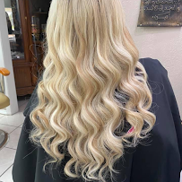 Aracely's Beauty Salon - Photo 4 - Car repair in Edinburg, TX, Edinburg