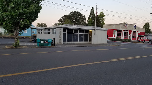 Post Office «United States Postal Service», reviews and photos, 605 Portland Ave, Gladstone, OR 97027, USA