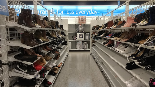 Clothing Store «Ross Dress for Less», reviews and photos, 909 N Landing Way, Renton, WA 98057, USA