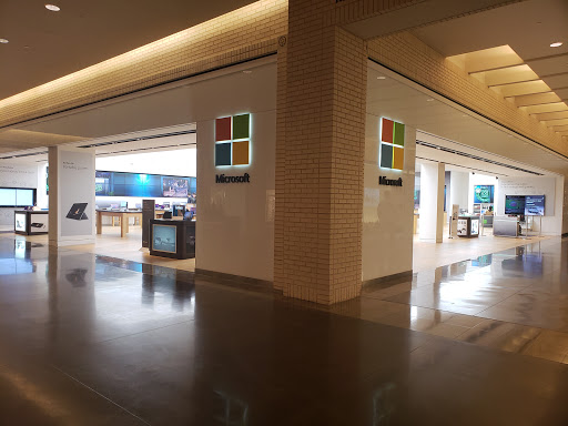 Computer Store «Microsoft Store - NorthPark Center», reviews and photos, 8687 N Central Expy #1612, Dallas, TX 75225, USA