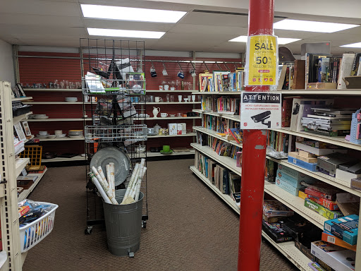 Thrift Store «The Salvation Army Family Store & Donation Center», reviews and photos, 3740 Nicollet Ave, Minneapolis, MN 55409, USA