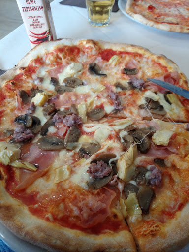 Pizzeria Charlie Chaplin San Prospero - MO in San Prospero, Provincia di Modena