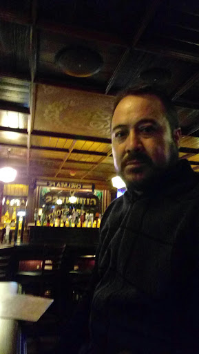 Irish Pub «Rí Rá Irish Pub», reviews and photos, 701 NW Riverside Dr, Evansville, IN 47708, USA