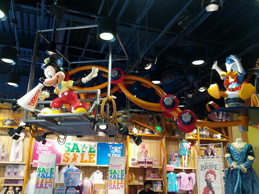 Toy Store «Disney Store», reviews and photos, 1107 Newpark Mall, Newark, CA 94560, USA