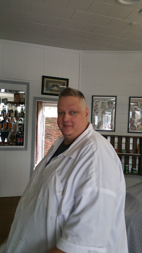 Barber Shop «Hawthorne Barber Shop», reviews and photos, 1102 Burke St, Winston-Salem, NC 27101, USA