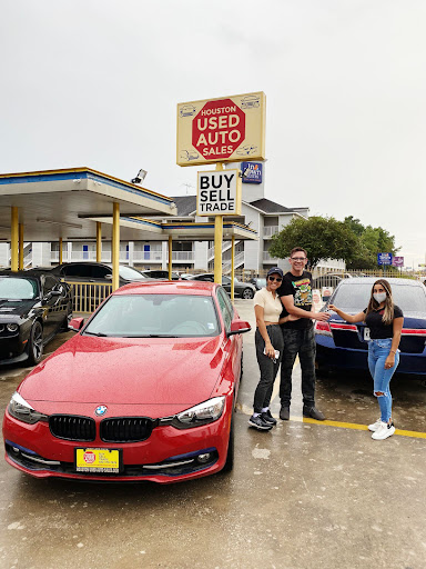 Used Car Dealer «Houston Used Auto Sales», reviews and photos, 8725 Cypress Creek Pkwy, Houston, TX 77070, USA