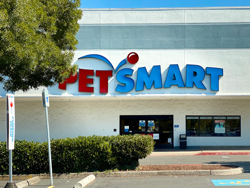Pet Supply Store «PetSmart», reviews and photos, 7501 SW Dartmouth St, Tigard, OR 97223, USA