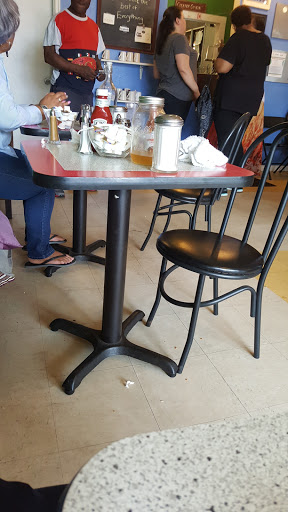 Breakfast Restaurant «5 Loaves Eatery», reviews and photos, 405 E 75th St, Chicago, IL 60619, USA