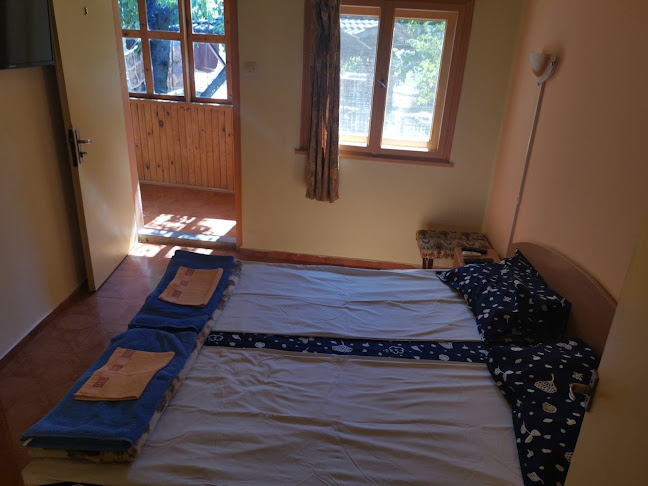 Къща за гости Вишнева градина - Хотел