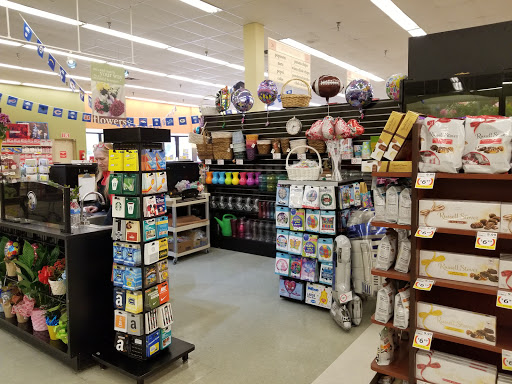 Grocery Store «Winn-Dixie», reviews and photos, 9864 Stringfellow Rd, St James City, FL 33956, USA