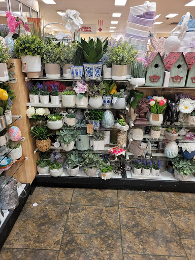 Department Store «HomeGoods», reviews and photos, 2960 W Grant Line Rd, Tracy, CA 95304, USA