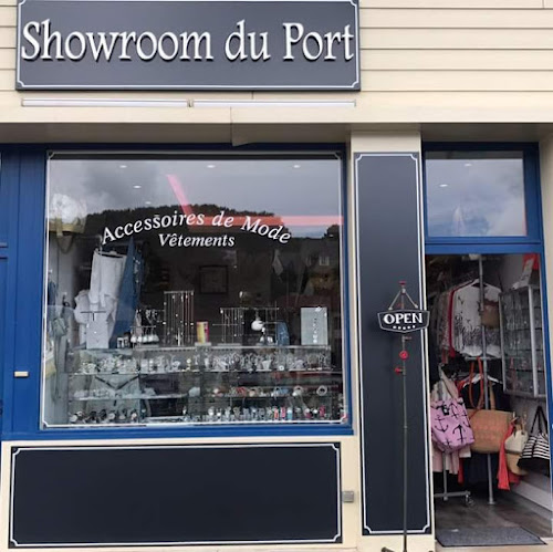 Le Showroom du Port à Port-en-Bessin-Huppain