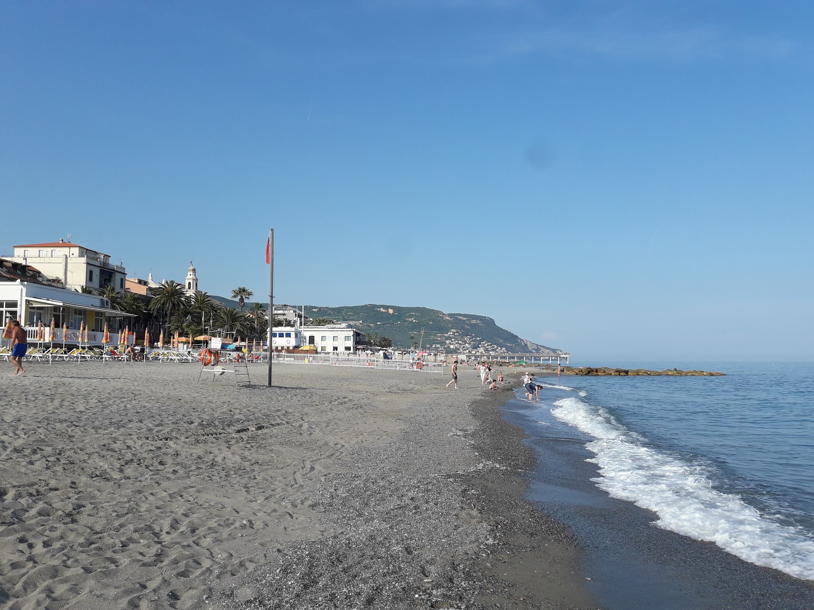 Fotografie cu Spiaggia di Don Giovanni Bado zonă de stațiune de pe plajă