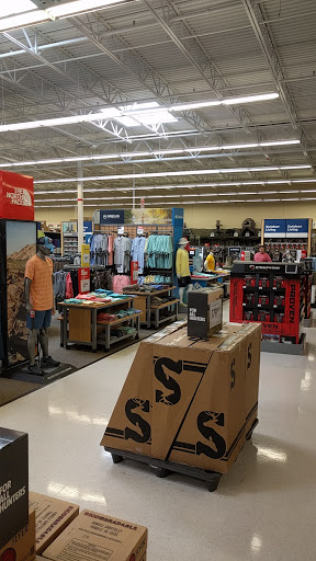Sporting Goods Store «Academy Sports + Outdoors», reviews and photos, 320 Peachtree Pkwy, Cumming, GA 30041, USA