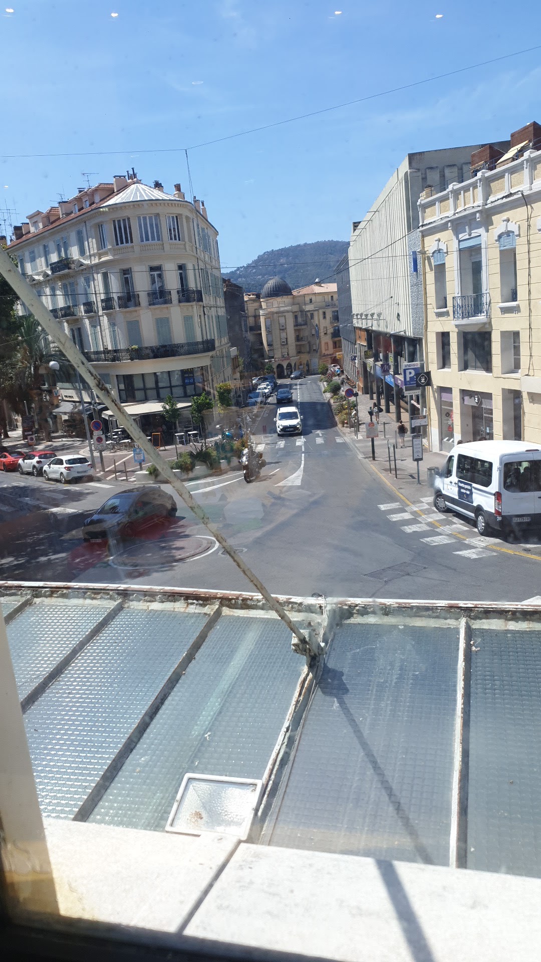 Photo n° 1 de l'avis de dirans. fait le 21/08/2019 à 10:47