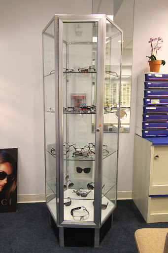 Optician «Shapiro Optical», reviews and photos, 7050 Mall Walk, Yonkers, NY 10704, USA