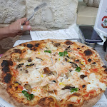 Photo n°1 de l'avis de Nautilus. fait le 30/09/2018 à 06:12 sur le  Giro di pizza à Sammichele di Bari