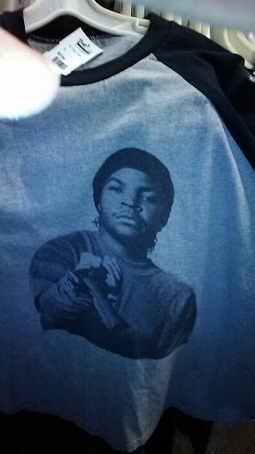 Used Clothing Store «Buffalo Exchange Minneapolis», reviews and photos, 2727 Lyndale Ave S, Minneapolis, MN 55408, USA