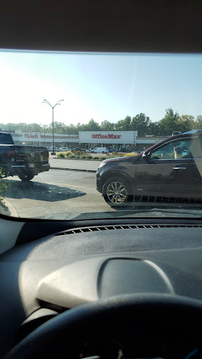 Office Supply Store «OfficeMax», reviews and photos, 9815 E Washington St, Indianapolis, IN 46229, USA