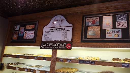 Donut Shop «Sugar & Spice Donut Shop», reviews and photos, 5613 Bardstown Rd, Fern Creek, KY 40291, USA