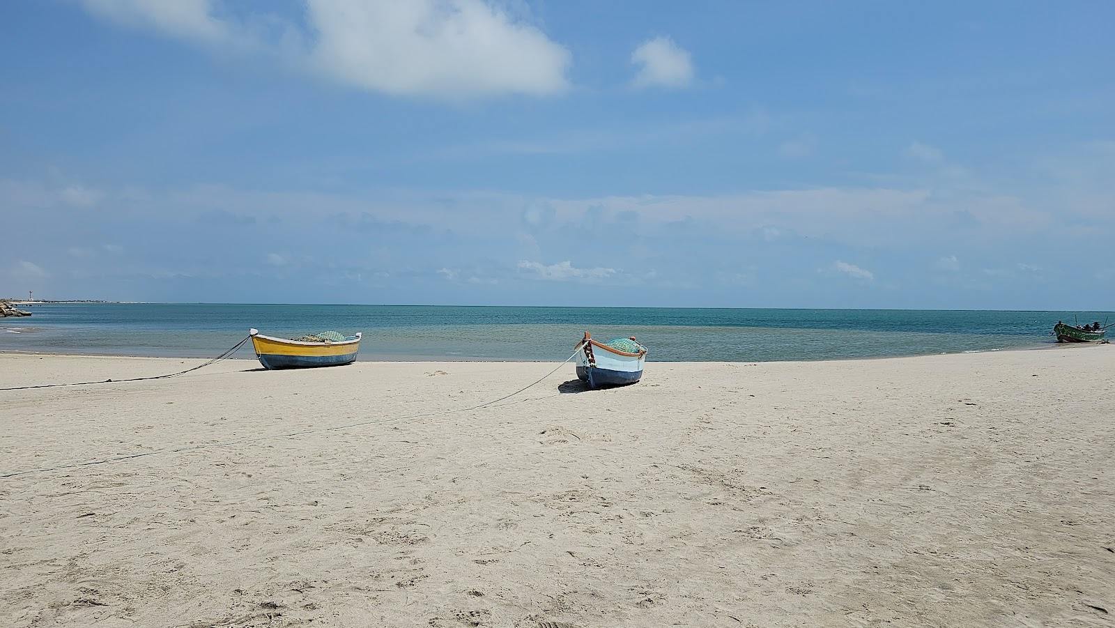 Photo de Arichal Munai Beach - endroit populaire parmi les connaisseurs de la détente