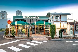 McDonald's Dubrava image