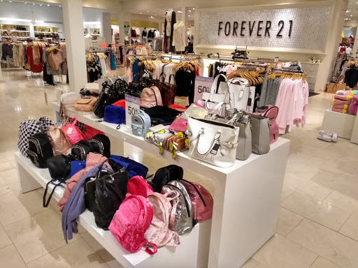 Clothing Store «Forever 21», reviews and photos, 885 Russell Blvd, Davis, CA 95616, USA