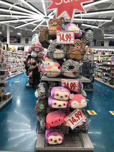 Gift Shop «Aahs! The Ultimate Gift Store», reviews and photos, 260 Del Amo Cir Blvd, Torrance, CA 90503, USA