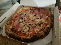 Prosciutto crudo du Pizzeria Solo Pizza Napoletana à Chessy - n°11