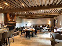 Atmosphère du Restaurant français Blason de Vair à Couches - n°18