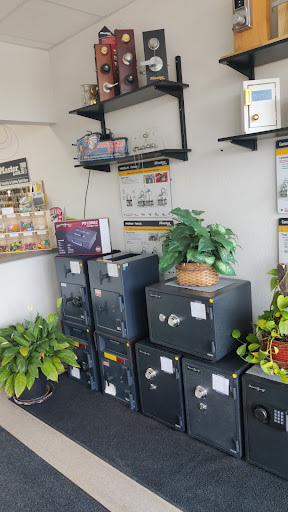 Locksmith «Robbins Safe & Lock», reviews and photos, 1115 SW Military Dr Ste 106, San Antonio, TX 78221, USA