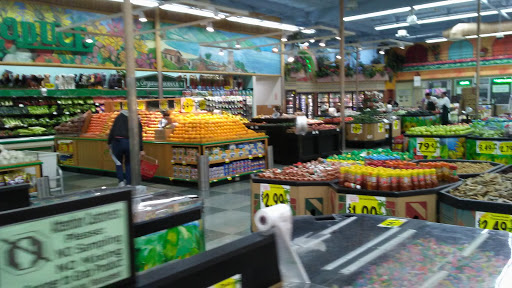 Supermarket «Vallarta Supermarkets», reviews and photos, 1111 N Cherry St, Tulare, CA 93274, USA