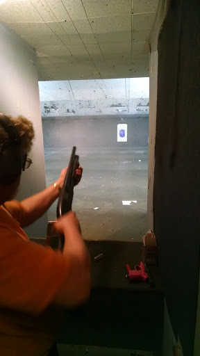 Gun Shop «Stonewall Limited Gun Shop», reviews and photos, 100 Ken Mar Industrial Pkwy, Broadview Heights, OH 44147, USA