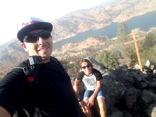 Sporting Goods Store «Big 5 Sporting Goods - Fresno (Shaw)», reviews and photos, 3022 W Shaw Ave, Fresno, CA 93711, USA