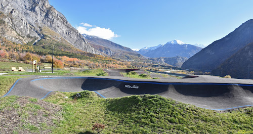 Pumptrack à Saint-Julien-Mont-Denis