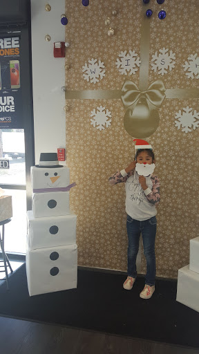 Cell Phone Store «MetroPCS Corporate Store», reviews and photos, 179 Elmira Rd j, Vacaville, CA 95687, USA