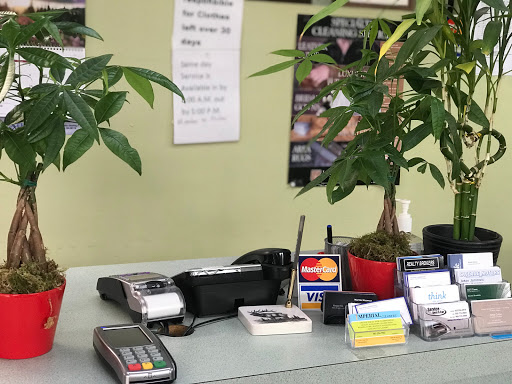 11047 NE Glisan St, Portland, OR 97220, USA