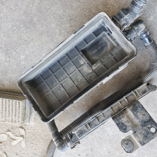 Auto Repair Shop «Right Choice Automotive», reviews and photos, 2406 Pacific Ave, Forest Grove, OR 97116, USA