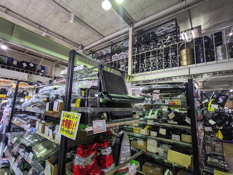 アップガレージ&タイヤ流通センター 東岡山店