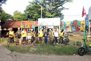 Kampoeng Sepeda Leguti image