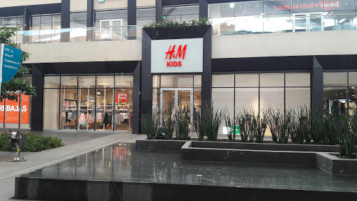 H&M