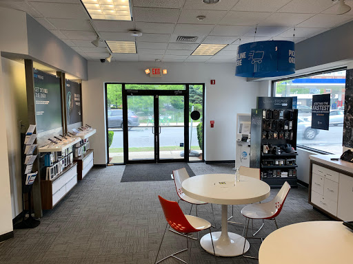 Cell Phone Store «AT&T», reviews and photos, 88 Needham St, Newton, MA 02461, USA