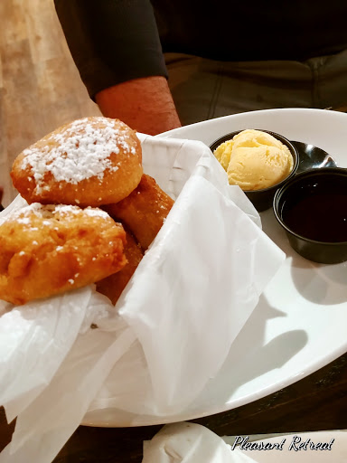 Barbecue Restaurant «Bradford BBQ Restaurant, Taproom, & Growler Bar», reviews and photos, 2220 Nicholasville Rd #101, Lexington, KY 40503, USA