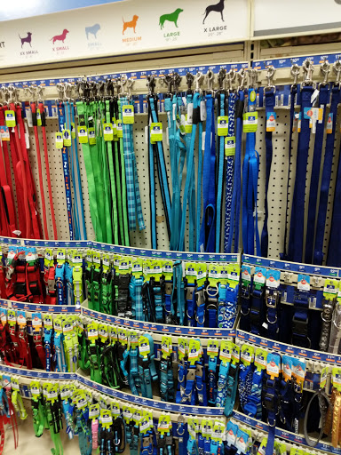 Pet Supply Store «PetSmart», reviews and photos, 20530 E 13 Mile Rd, Roseville, MI 48066, USA