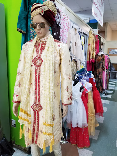 Grocery Store «Halal Import Food Market», reviews and photos, 701 E Pioneer Pkwy, Arlington, TX 76010, USA