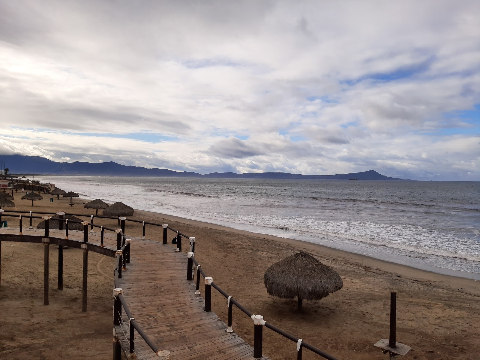 Fotografija Playa Todos Santos z visok stopnjo čistoče