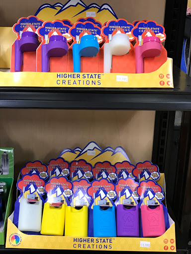 Cigar Shop «Park Avenue Smoke Shop», reviews and photos, 194 Park Ave, Worcester, MA 01609, USA