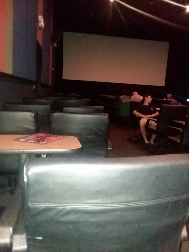 Movie Theater «Aloma Cinema Grill», reviews and photos, 2155 Aloma Ave, Winter Park, FL 32792, USA